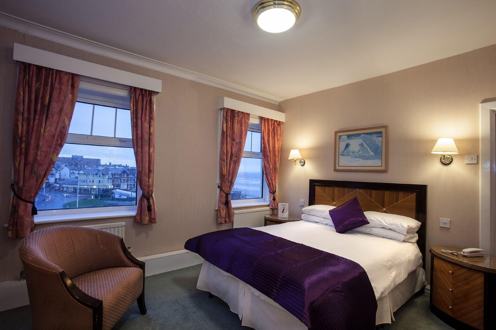 The Savoy Hotel (Adults Only) Blackpool Bagian luar foto
