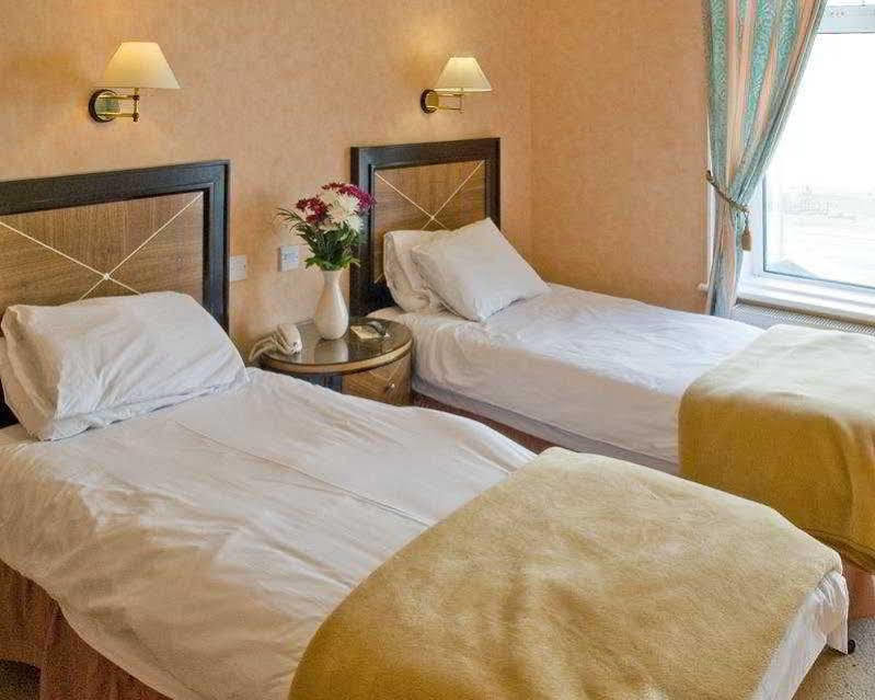 The Savoy Hotel (Adults Only) Blackpool Bagian luar foto